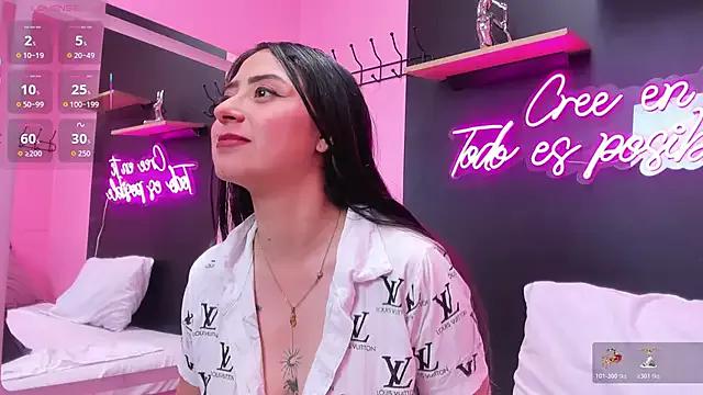 JuliethCruz_ from StripChat is Freechat