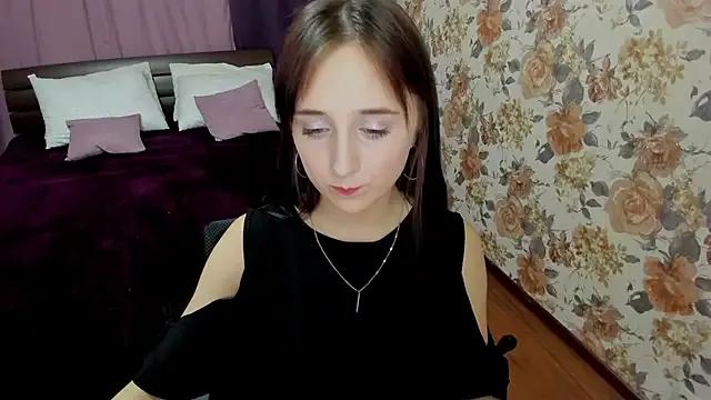 Photos of JulietMonli from StripChat is Freechat