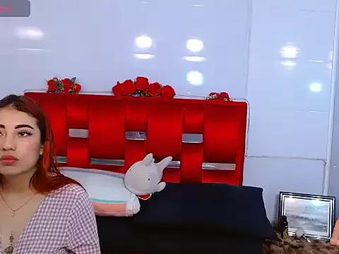 Explore our live girls sluts from our Custom and Multi clubs and checkout exclusive access to highly interactive content, such as shape, hair, titties, pussy type and many more.