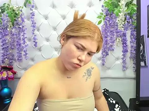JuliettaRousse69 from StripChat is Freechat
