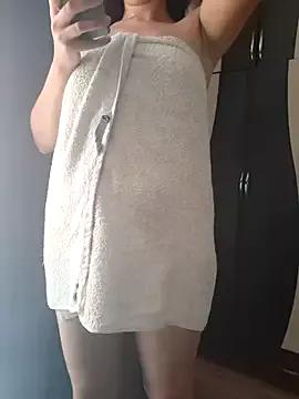 Juliette---- from StripChat is Freechat