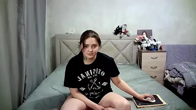 juliettkalen from StripChat is Freechat