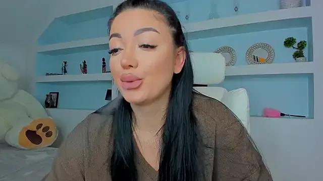 juliexxx from StripChat is Freechat