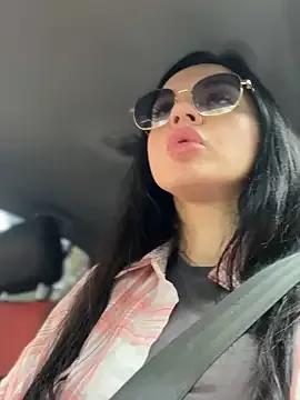 JulliaVegas from StripChat