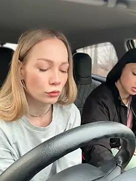 JulliaVegas from StripChat