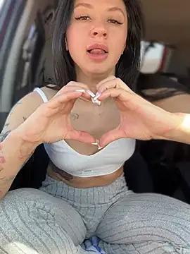 JulliaVegas from StripChat