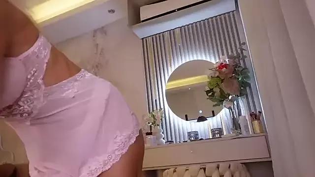 JullyBlair from StripChat