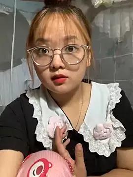 July-y from StripChat is Freechat