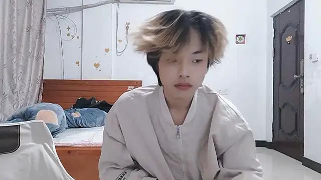 JUNJUN2563 from StripChat