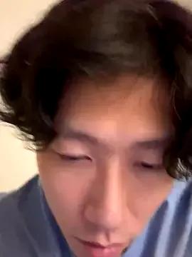 Juri20cm webcams show profile image 