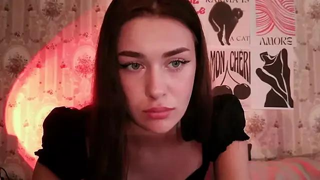 Explore our live girls sluts from our Custom and Multi clubs and checkout exclusive access to highly interactive content, such as shape, hair, titties, pussy type and many more.