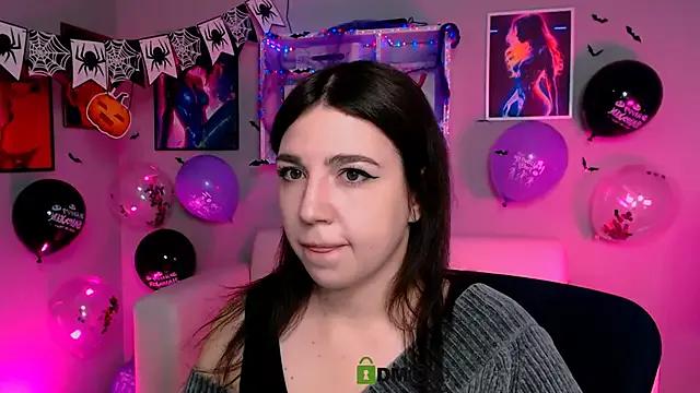 justcamila_ from StripChat is Freechat
