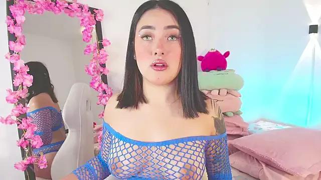 justonecute from StripChat is Freechat