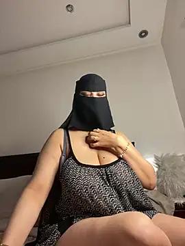 jyjyelamira from StripChat