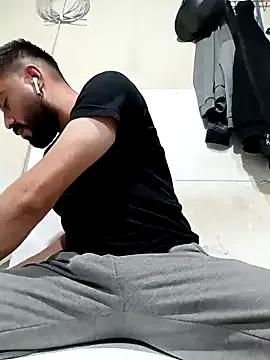Kaan1607 from StripChat