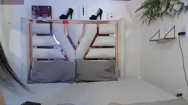 kaathyy_adams from StripChat