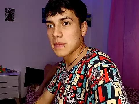 Kaia_and_mateo webcams show profile image 