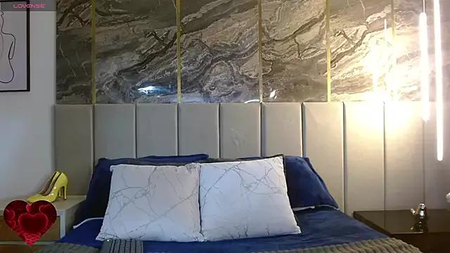 Kaia_Bellucci from StripChat