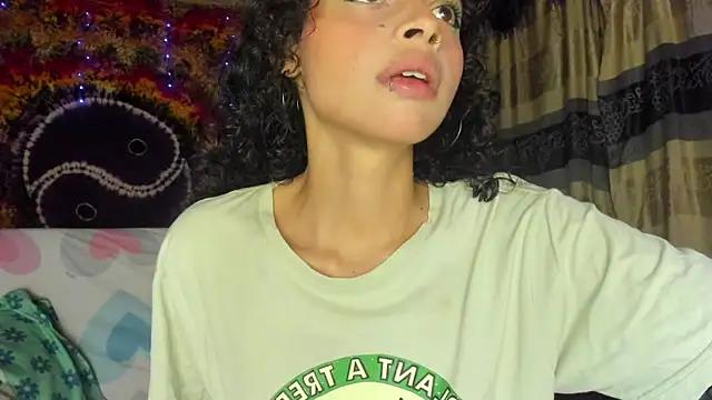 Kalahna from StripChat
