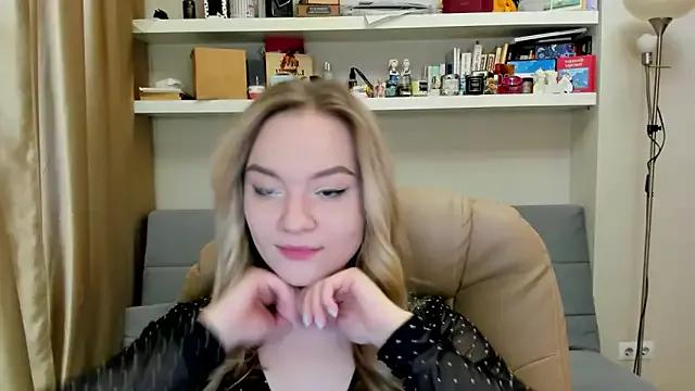 Kara_Smith_ from StripChat is Freechat