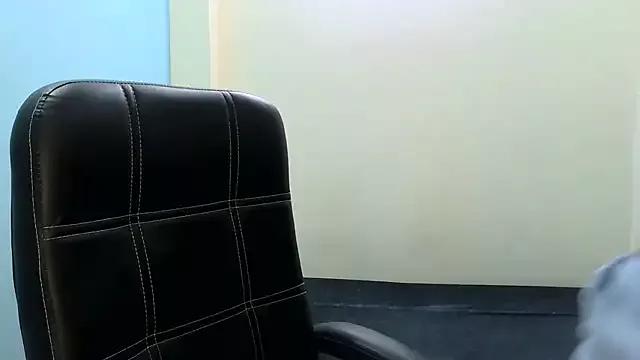 Karan_Ash webcams show profile image 