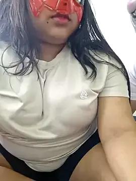 Kareena_kapoorr from StripChat is Freechat