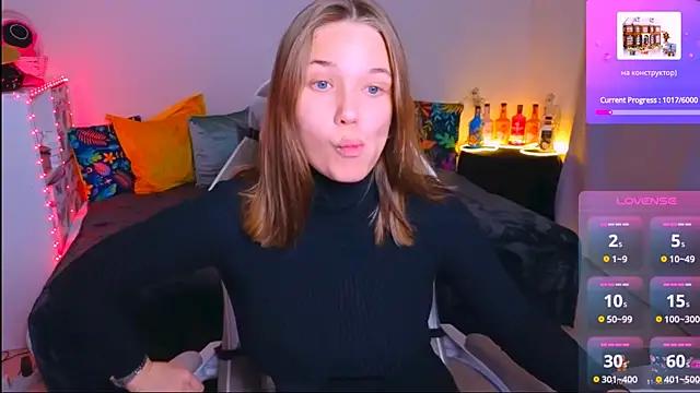 Explore our live girls sluts from our Custom and Multi clubs and checkout exclusive access to highly interactive content, such as shape, hair, titties, pussy type and many more.
