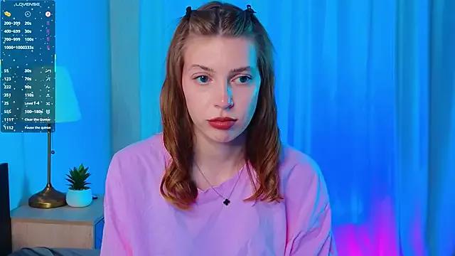 KarenLambert from StripChat is Freechat