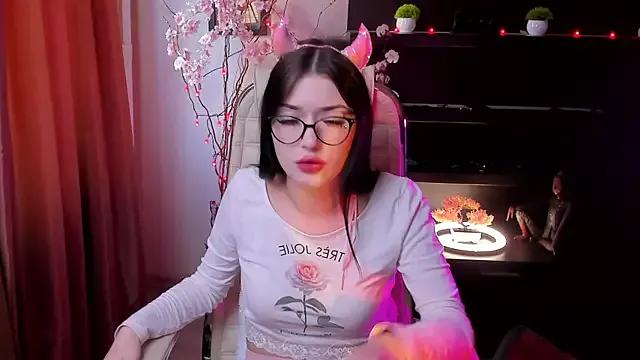 Karina_Malina from StripChat is Freechat