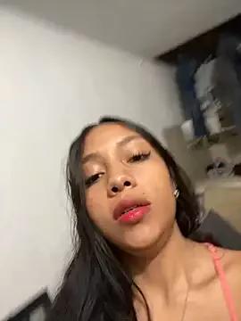 Explore our live girls sluts from our Custom and Multi clubs and checkout exclusive access to highly interactive content, such as shape, hair, titties, pussy type and many more.