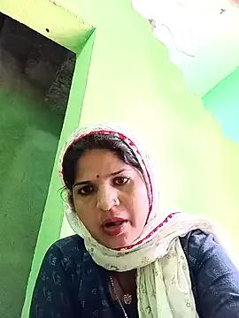 Karishma_cute from StripChat is Freechat