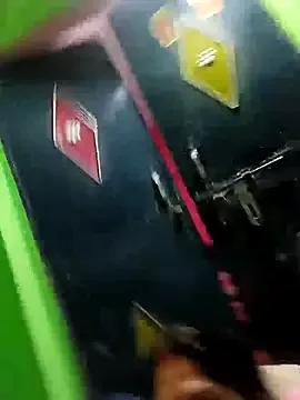 Karishma_cute from StripChat is Freechat