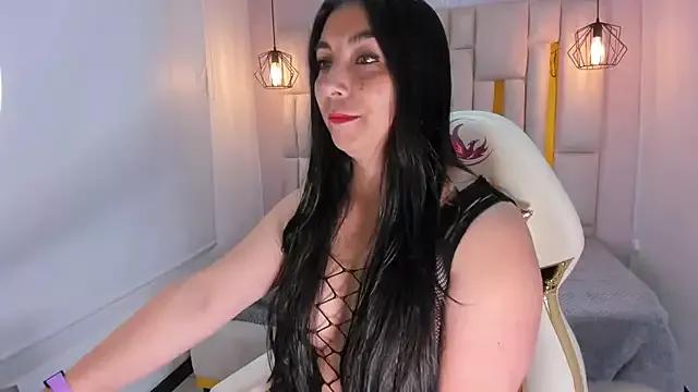 Karla_hernandez_ from StripChat is Freechat