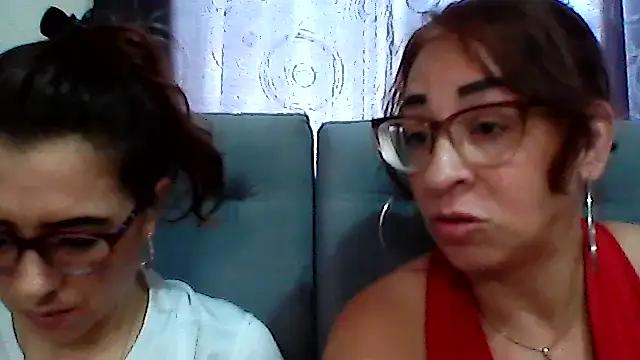 Explore our live girls sluts from our Custom and Multi clubs and checkout exclusive access to highly interactive content, such as shape, hair, titties, pussy type and many more.