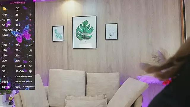 karlajhonson_ from StripChat is Freechat