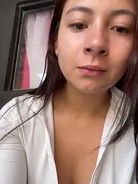 Explore our live girls sluts from our Custom and Multi clubs and checkout exclusive access to highly interactive content, such as shape, hair, titties, pussy type and many more.