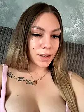 KarllaHoney from StripChat is Freechat