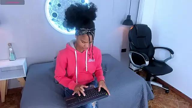 Karol__ebony from StripChat is Freechat