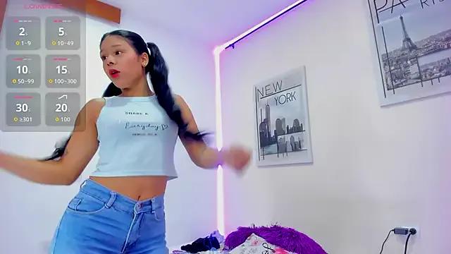 karol_bustamante from StripChat is Freechat