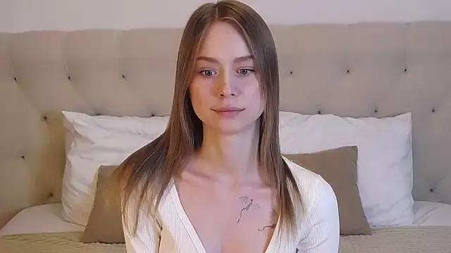 KarolinaConner from StripChat is Freechat