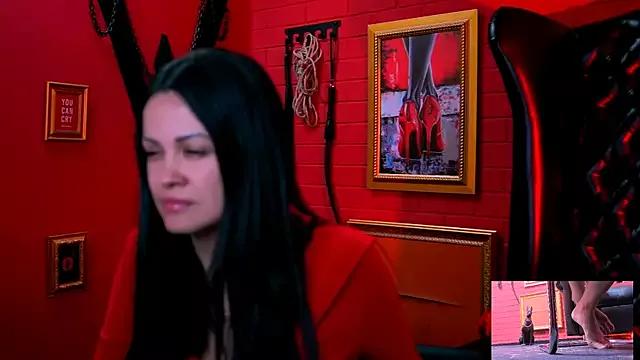 KarolinaRobinson from StripChat is Freechat