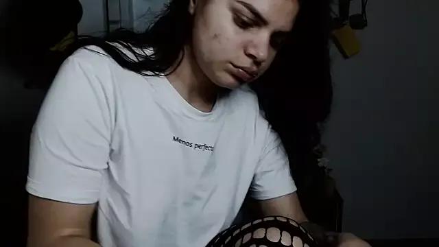 Explore our live girls sluts from our Custom and Multi clubs and checkout exclusive access to highly interactive content, such as shape, hair, titties, pussy type and many more.