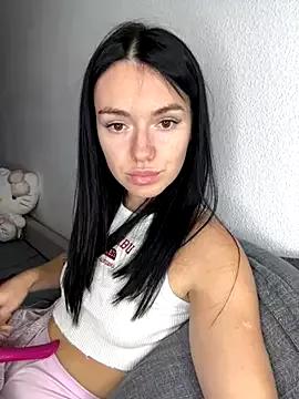 karrr__aaa from StripChat