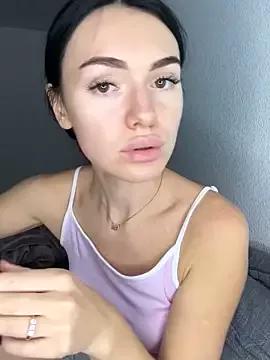 karrr__aaa from StripChat