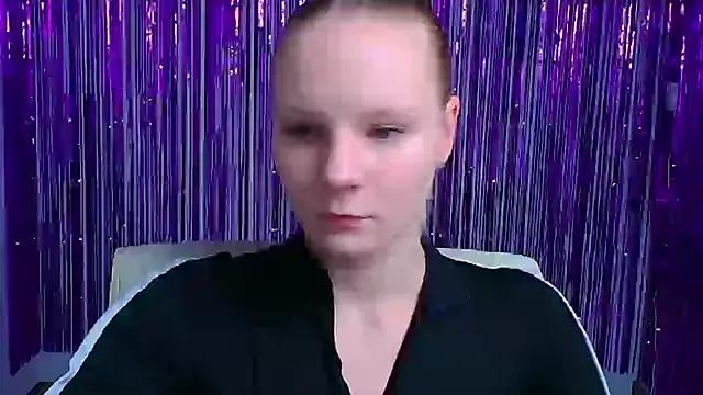 Explore our live girls sluts from our Custom and Multi clubs and checkout exclusive access to highly interactive content, such as shape, hair, titties, pussy type and many more.
