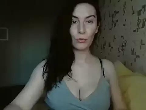 KatalinaQE from StripChat
