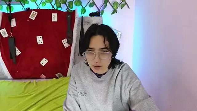 katalinathxandbritney1 from StripChat