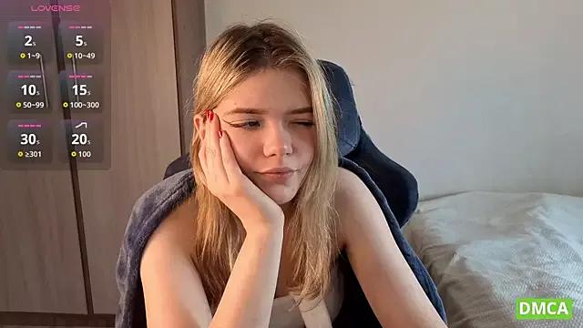 KatanaSVibe from StripChat