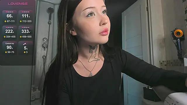 Explore our live girls sluts from our Custom and Multi clubs and checkout exclusive access to highly interactive content, such as shape, hair, titties, pussy type and many more.
