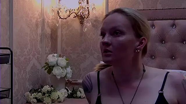 Kate_Storm from StripChat is Freechat